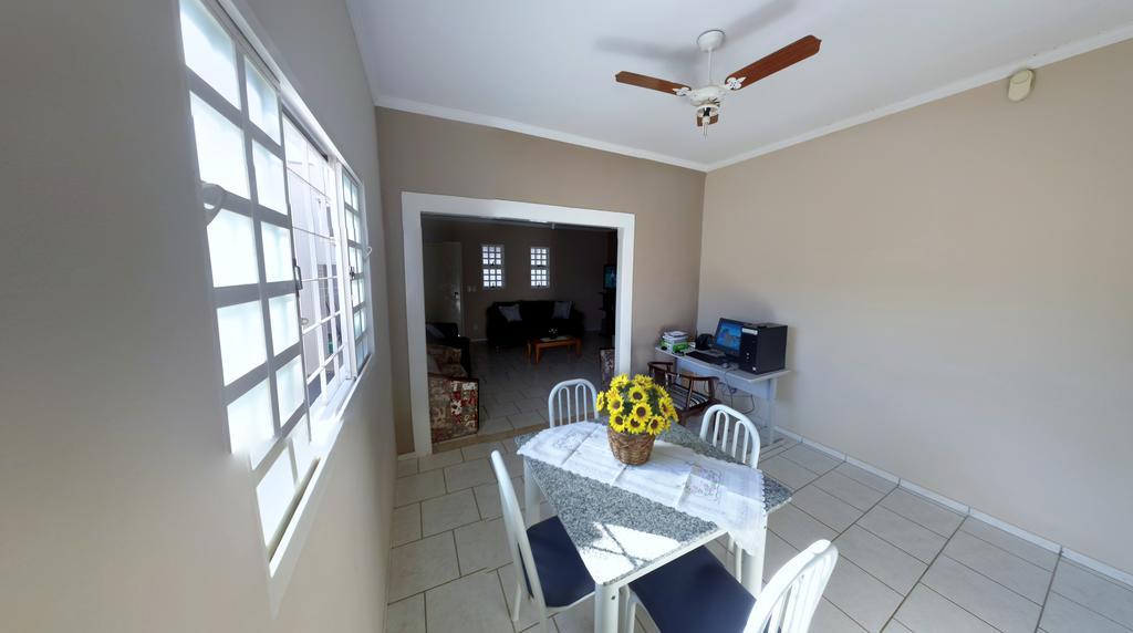 Casa Bela Em Olimpia Villa Bilik gambar